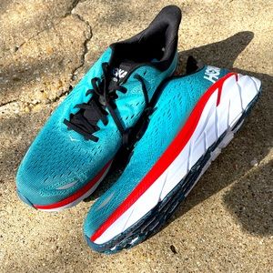 Mens Hoka One One Clifton 8. See description***